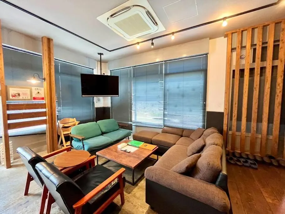 Rakuna Inn 和 Honjo-Azumabashi Tokyo 0*,  Japan